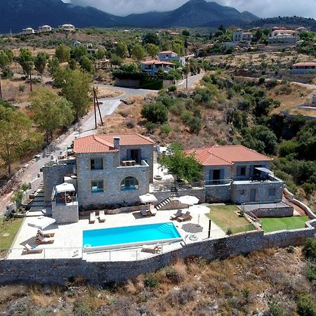 Irini Villa By Elrin Villas Mani Neokhorion  ภายนอก รูปภาพ