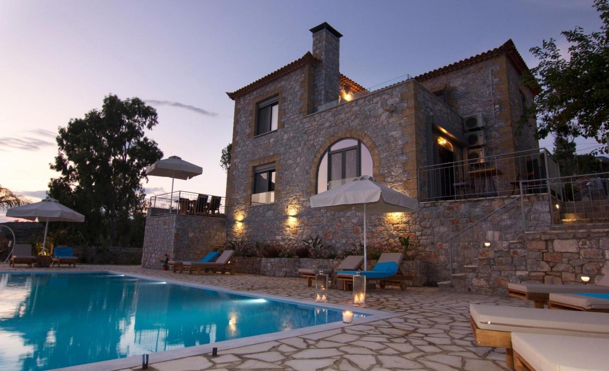 Irini Villa By Elrin Villas Mani Neokhorion  ภายนอก รูปภาพ