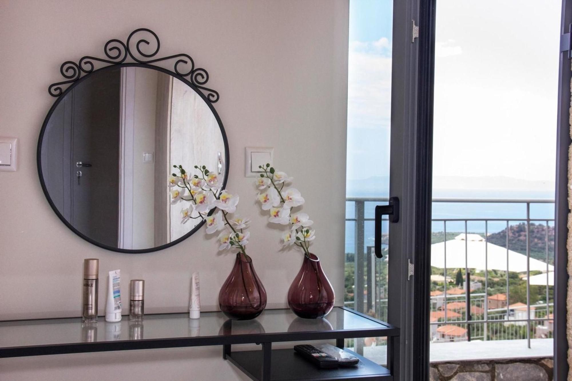 Irini Villa By Elrin Villas Mani Neokhorion  ภายนอก รูปภาพ
