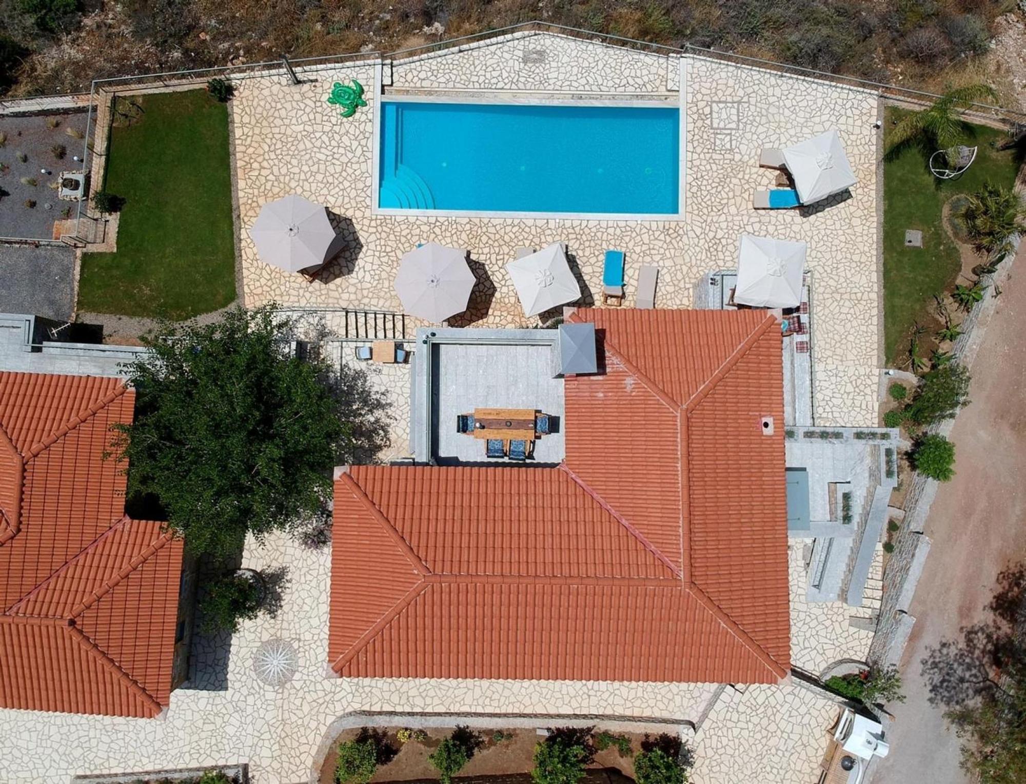Irini Villa By Elrin Villas Mani Neokhorion  ภายนอก รูปภาพ